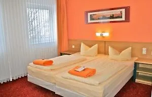 纽伦堡莱昂纳多酒店 酒店 纽伦堡