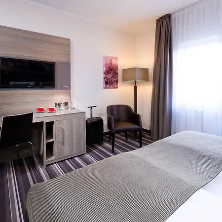 Leonardo Nurnberg Otel 3*