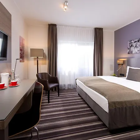 Leonardo Nurnberg Otel 3*