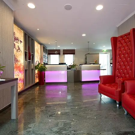 纽伦堡莱昂纳多酒店 3* 纽伦堡