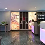 Hotel Leonardo