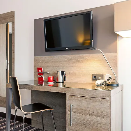 Hotel Leonardo Nurnberg 3*