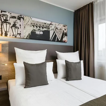 Leonardo Hotel